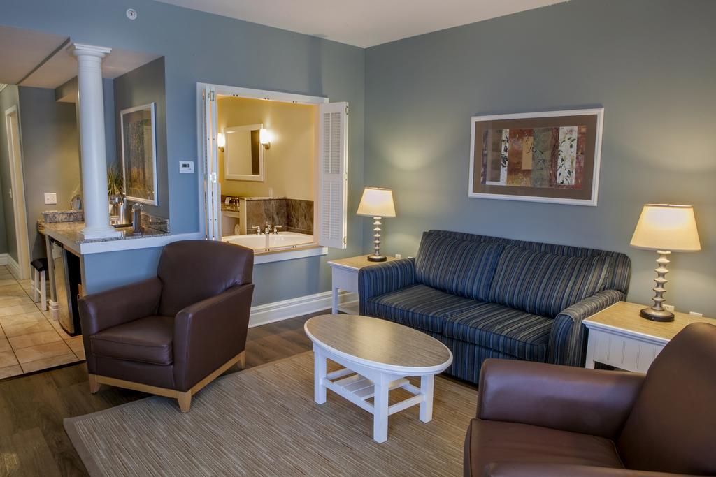 Watkins Glen Harbor Hotel Exterior foto