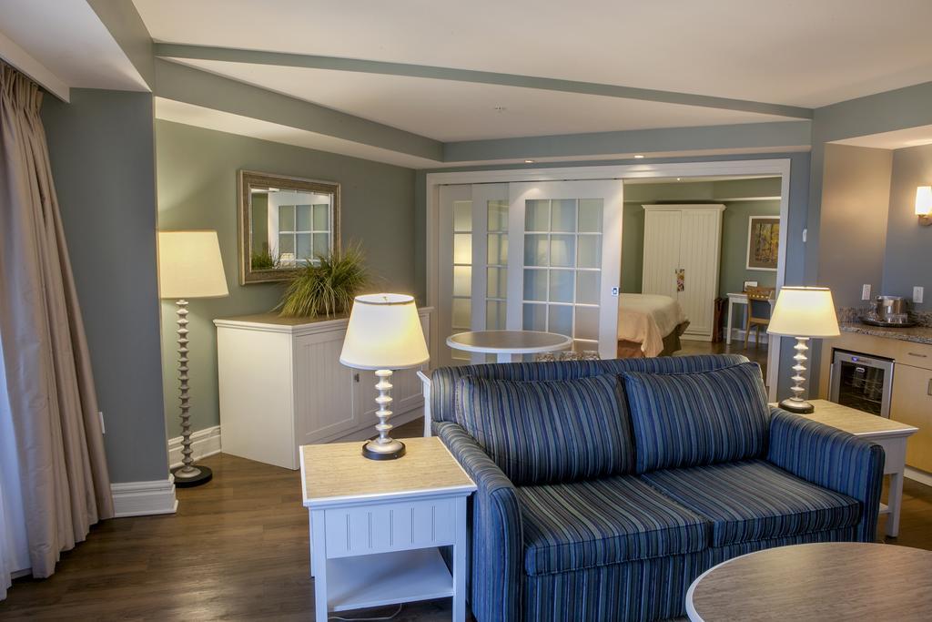 Watkins Glen Harbor Hotel Exterior foto